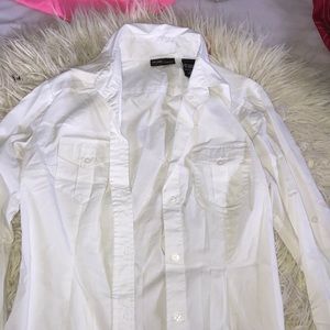 NEW YORK AND COMPANY WHITE BUTTON UP